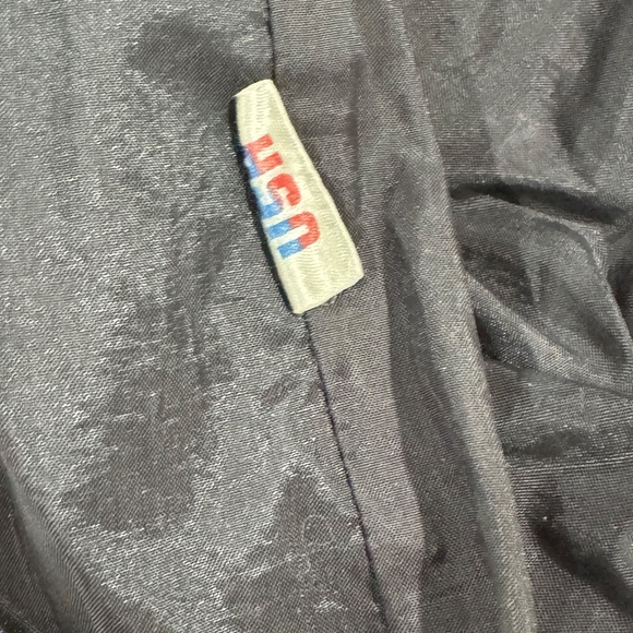 United Sport Apparel Black Windbreaker Jacket With Yellow Collar Cuff Stripes - Picture 4 of 4